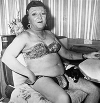 Image 4 of DIANE ARBUS – DIANE ARBUS: AN APERTURE MONOGRAPH