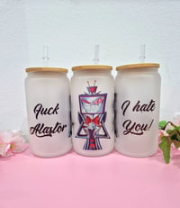 Image 2 of Vox Trinkglas mit Deckel & Strohhalm, 16 oz, Hazbin Hotel