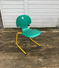 Image 2 of Chaises de collectivité en bois et métal