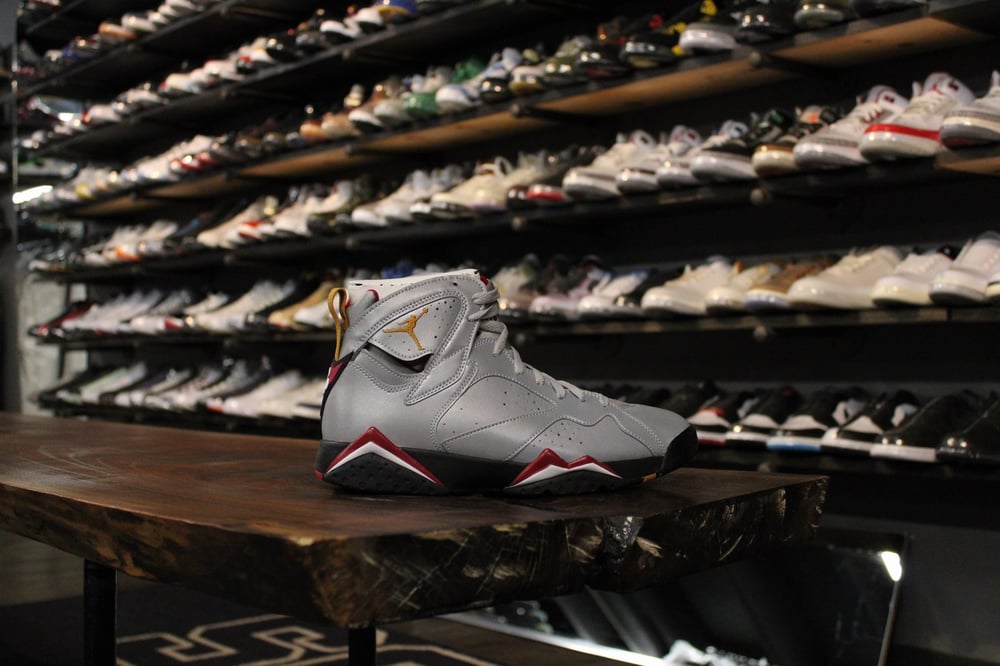 AIR JORDAN VII (7) "REFLECTION OF A CHAMPION"