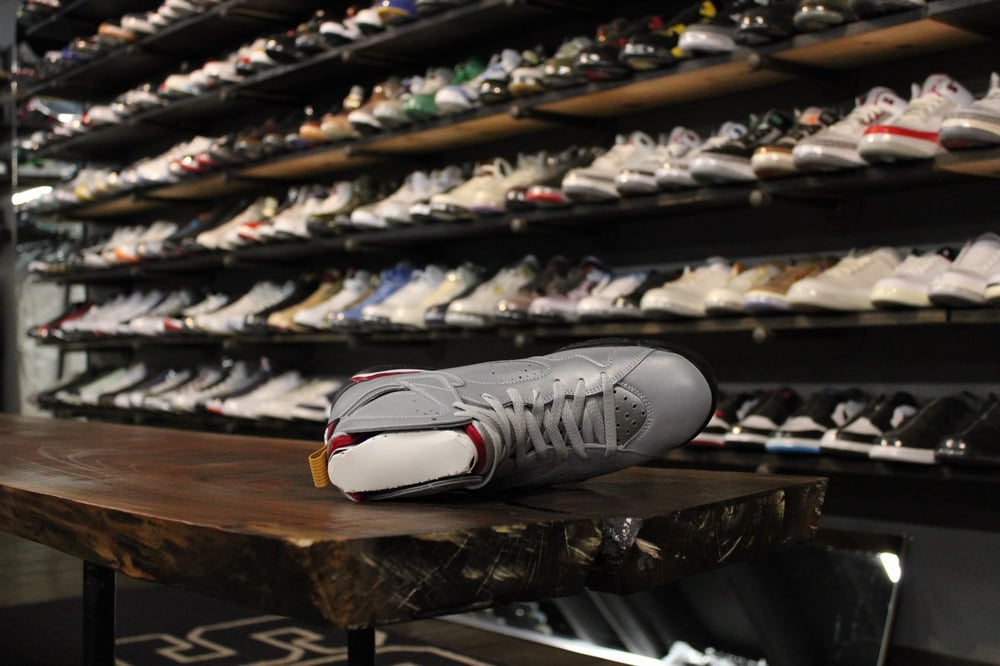 AIR JORDAN VII (7) "REFLECTION OF A CHAMPION"
