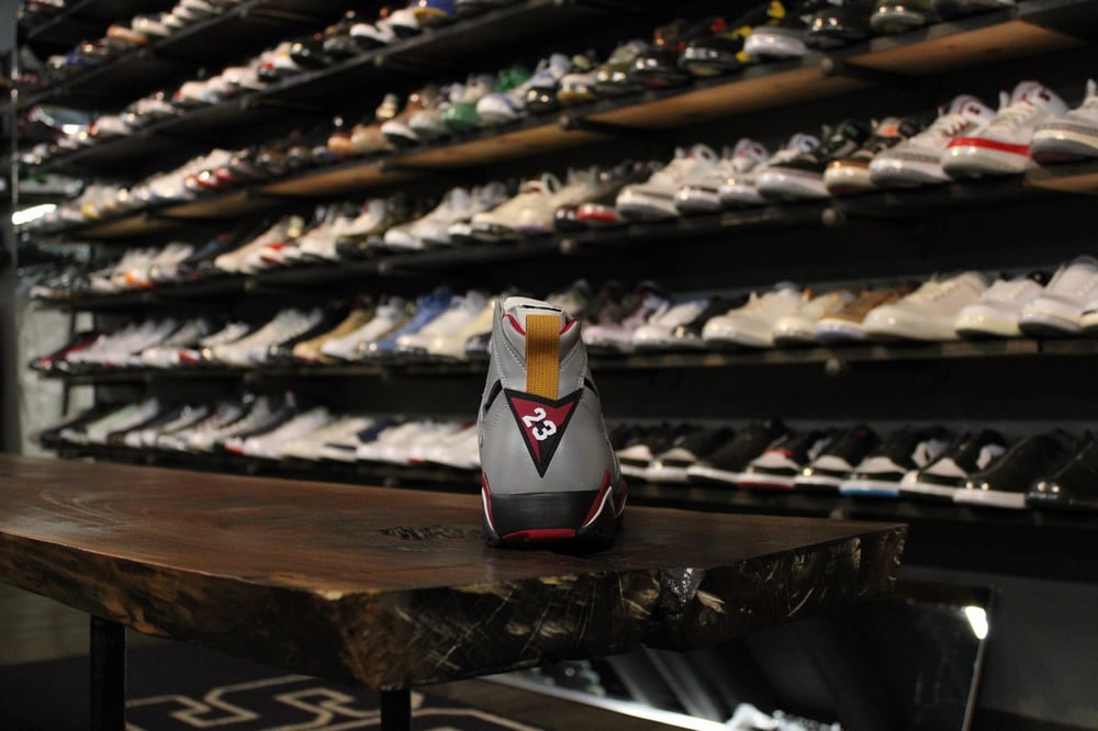 AIR JORDAN VII (7) "REFLECTION OF A CHAMPION"