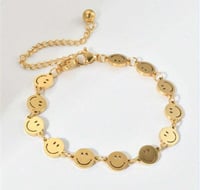 Image 3 of SMILE LE BRACELET ( NEW SENSATION )