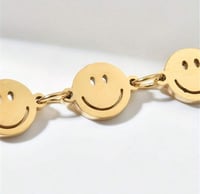 Image 1 of SMILE LE BRACELET ( NEW SENSATION )