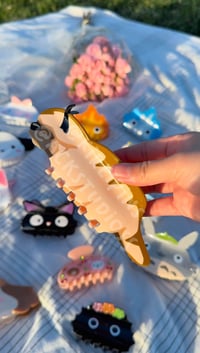 [IN HAND] FLYING BISON CLAW CLIP