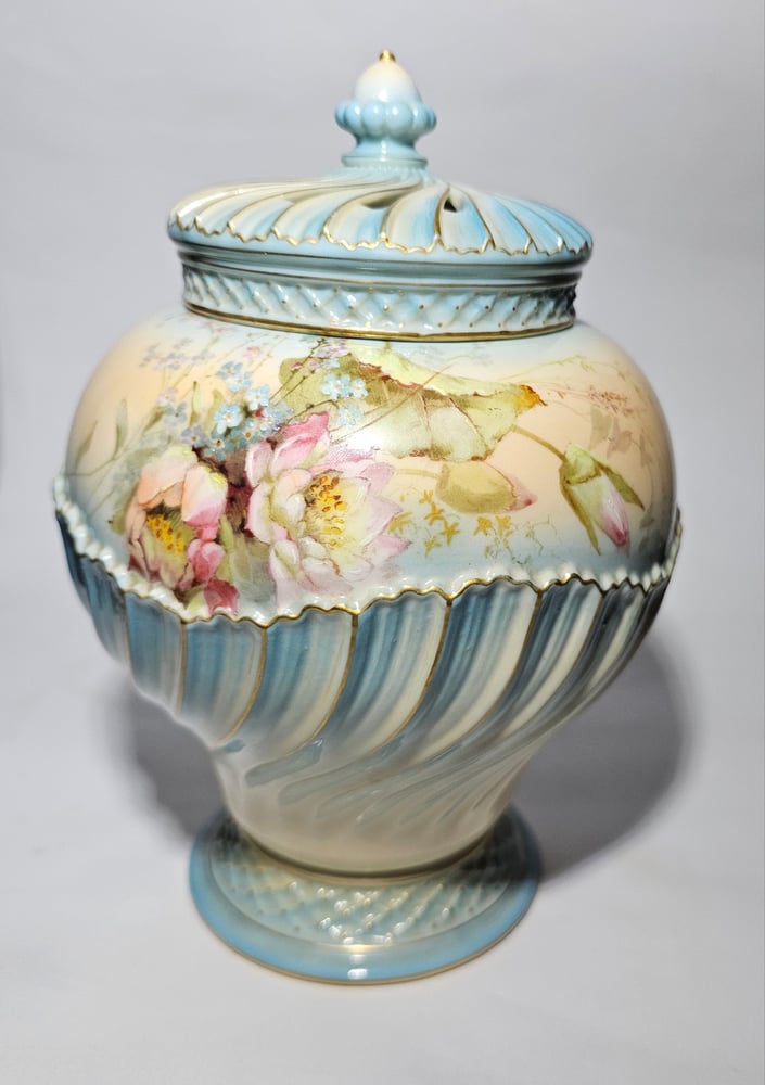 Image of Royal Worcester Rose Jar and Covers