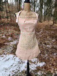 Image 1 of Linen Harvest & Food Prep Apron - Retro Creamsicle 
