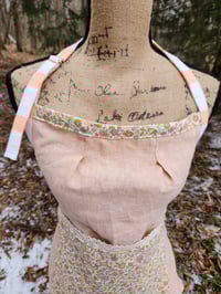 Image 2 of Linen Harvest & Food Prep Apron - Retro Creamsicle 