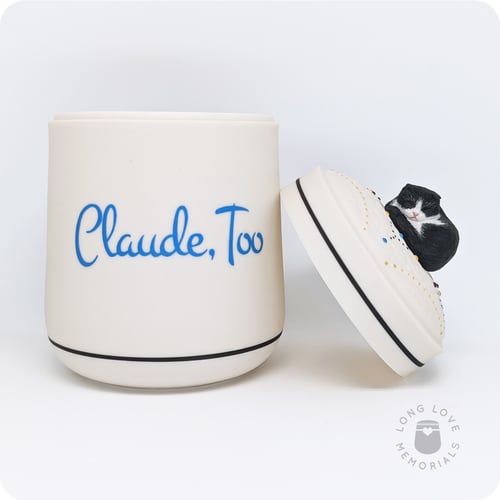 Image of Scottish Fold Cat Urn Personalized with Your Cat's Portrait