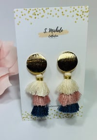 Image 1 of Mini Tiered Tassel Dangle Drop Earrings (Textured) (Mauve & Blue)