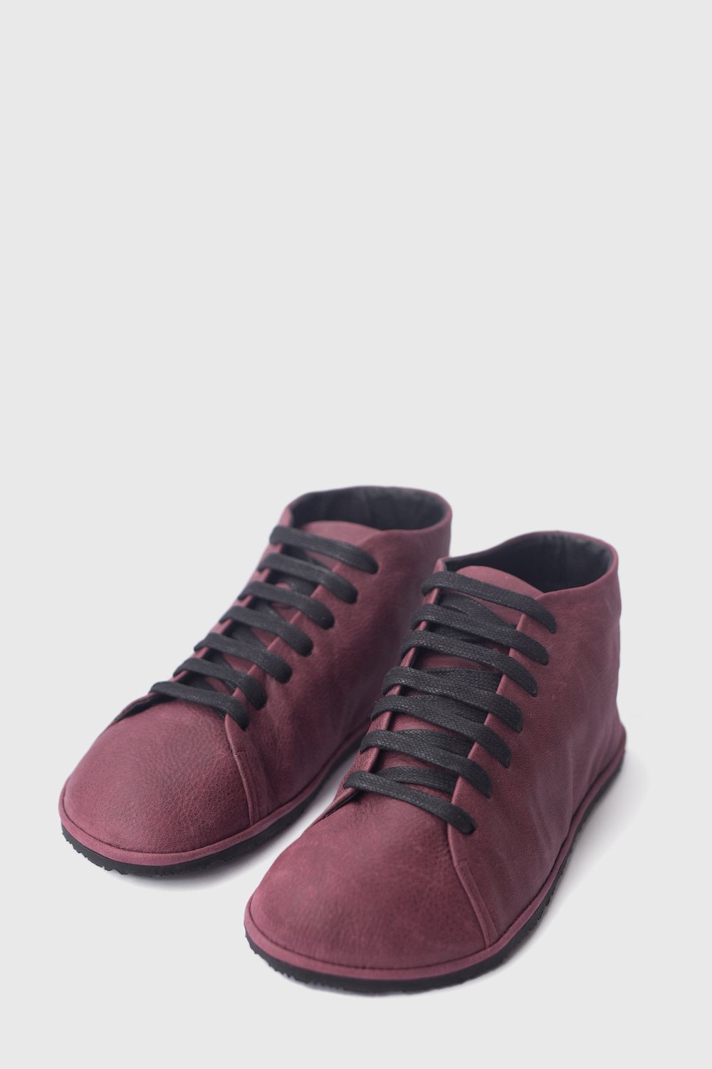 Image of Alto - High top Sneakers in Dark Scarlet - 39 EU - Ready to ship