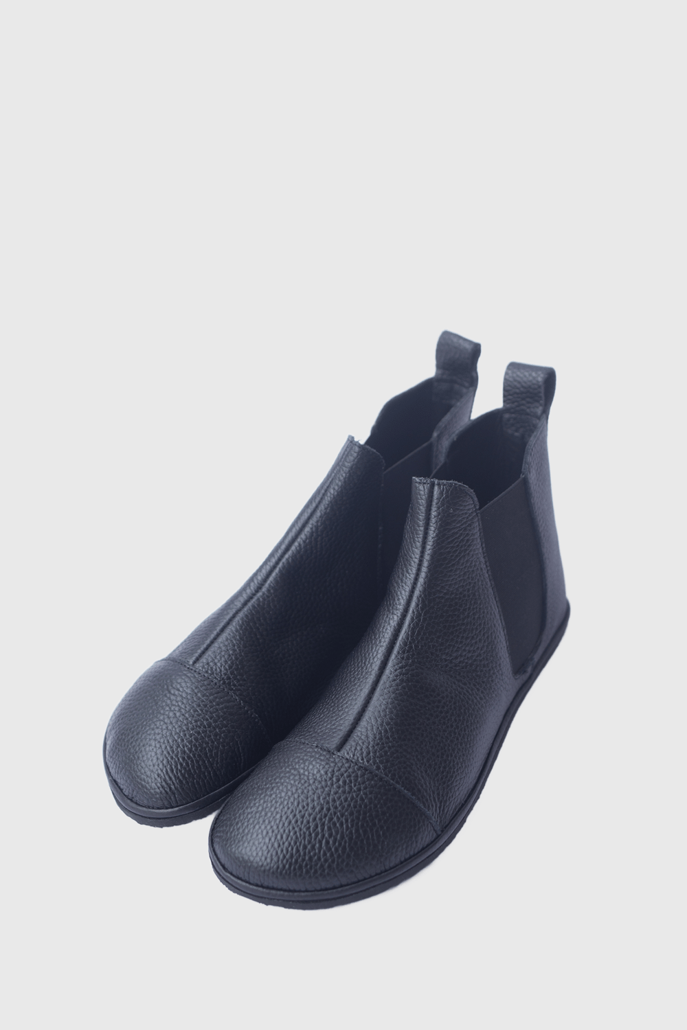 Image of Chelsea Boots in Matte Black - 40 EU Narrow - Ready to Ship 