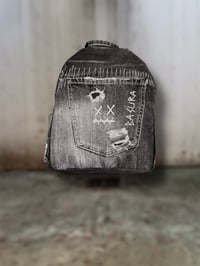 Image 1 of Scraps / Basura