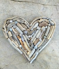 Image 3 of Sea heart driftwood heart 30 cm