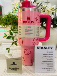 Image 18 of Hello Kitty X Stanley “GLITTER RED” | 40 Oz. FlowState Tumbler