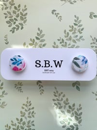 Round Floral Pattern Studs