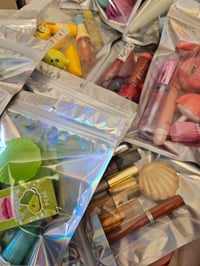 Image 4 of Lip Gloss Bundles