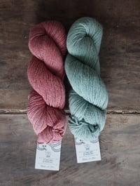 Image 3 of dyed alpaca-merino wool yarn WARMI by AMANO (peru)