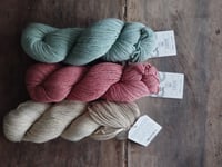 Image 4 of dyed alpaca-merino wool yarn WARMI by AMANO (peru)