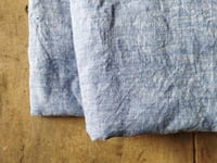 Image 3 of medium weight LINEN fabric in cobalt blue, melange // 120 g, 140 cm wide