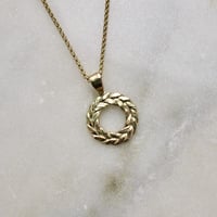 Image 3 of Wreath Pendant in Gold