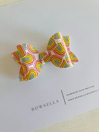 little rainbow bow 