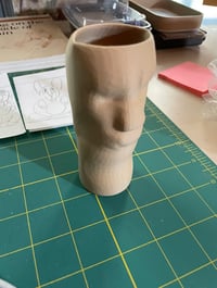 Image 4 of Face Vase - Victor