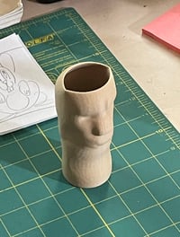 Image 1 of Face Vase - Victor