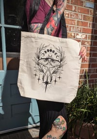 Moth Tote