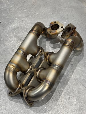 Image of B5 S4/RS4 Log Manifolds