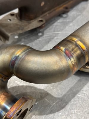 Image of B5 S4/RS4 Log Manifolds