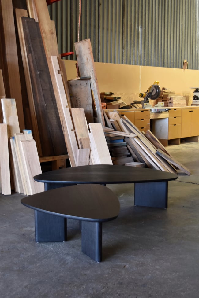 CLOVER COFFEE TABLE WITH A TIMBER BASE