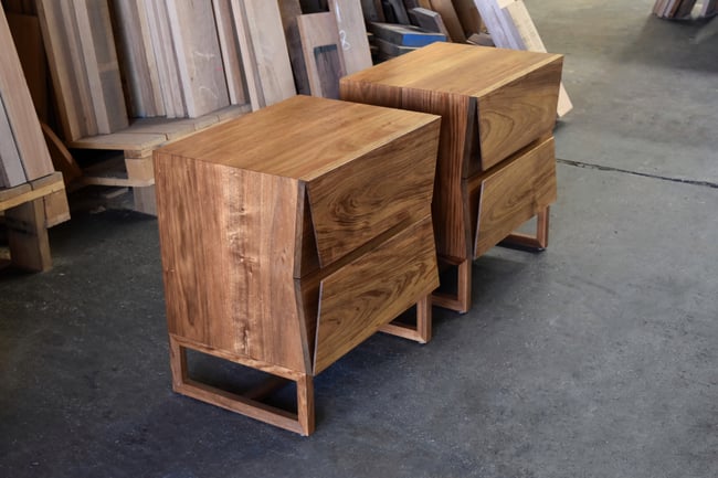 CLIPPED WING BEDSIDE DRAWERS