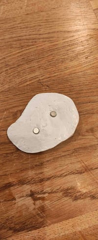 Image 5 of egg magnet 