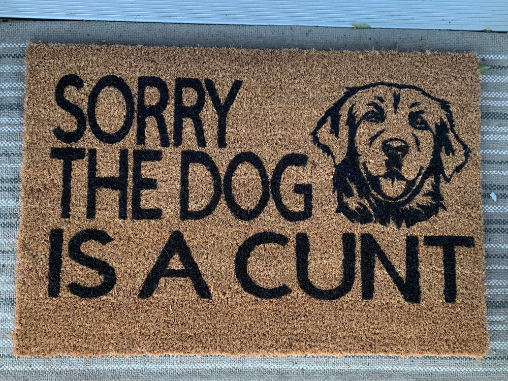 Image of Dog face design hand painted coir door mat. The wording can be changed to anything you would like...