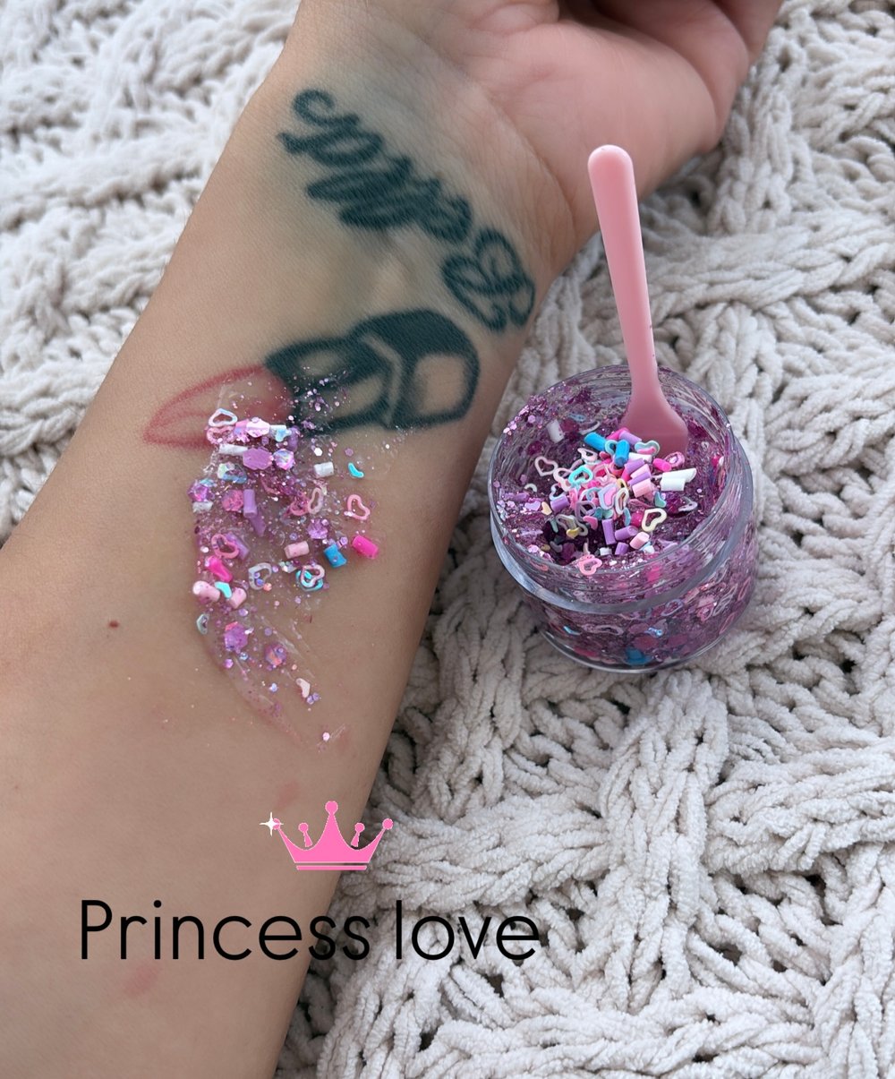 Princess love 💕 hair & body gel 