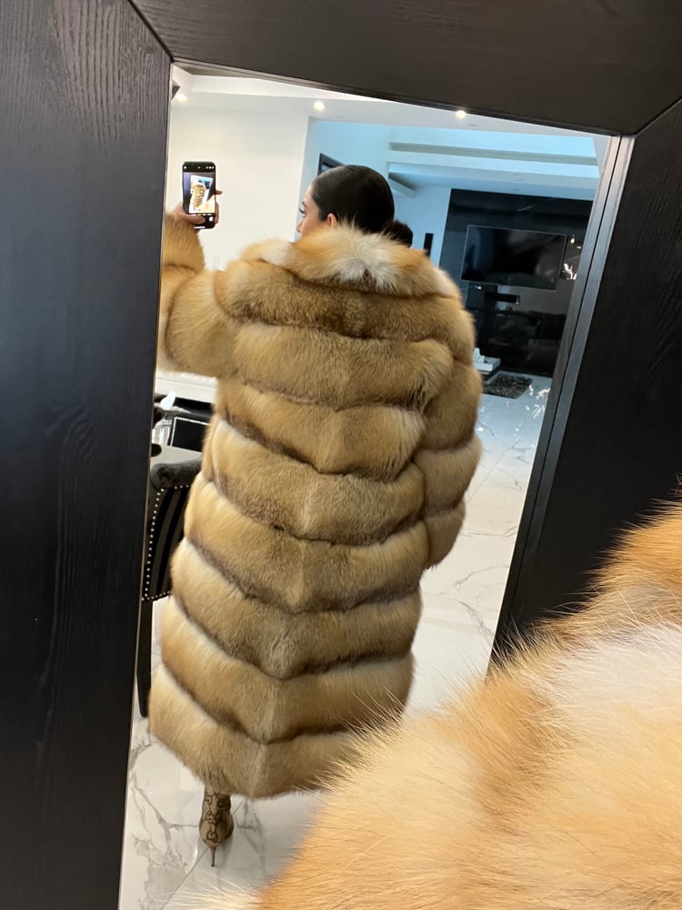 Image of 3in1 GOLDEN ISLAND FOX FUR COAT