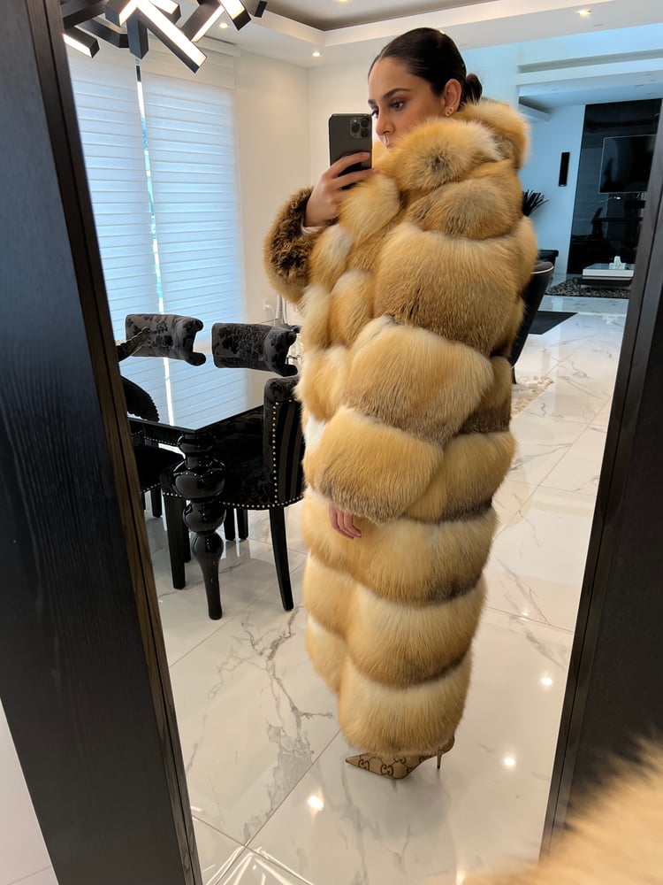 Image of 3in1 GOLDEN ISLAND FOX FUR COAT