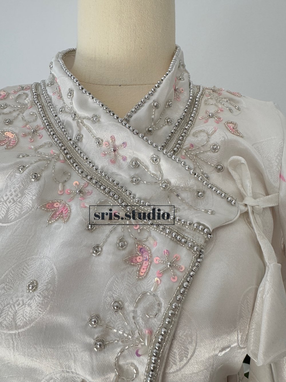 Image of Swan Kuching choli 