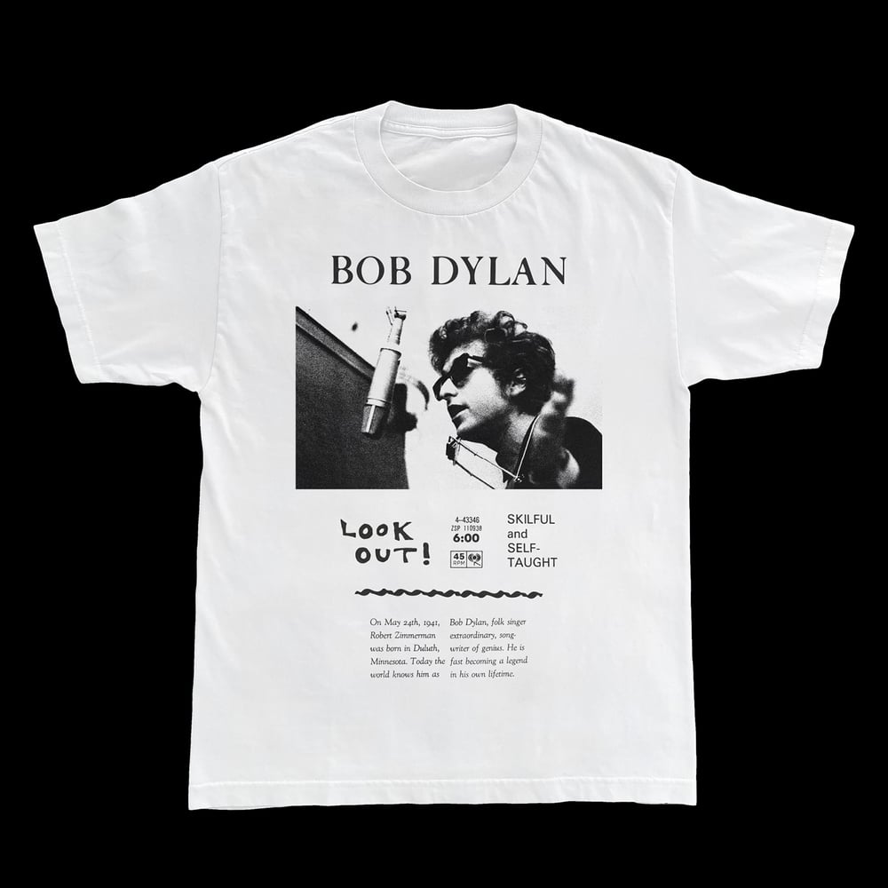 Image of Dylan at Newport Folk Festival