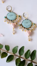 Orecchini NUVOLA con quarzo rosa e cuore in ceramica