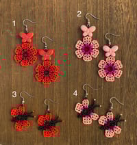 Image 2 of Mariposas Enamoradas Pt. 1