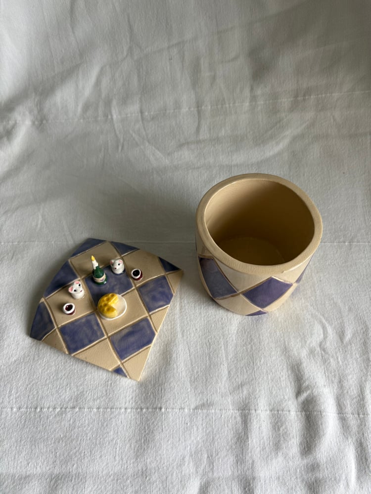 Image of mouse picnic box 