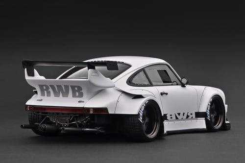 Image of 1/18 RWB 930 Matte White IG3696