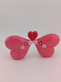 Image 3 of Luvdisc Kissing Handpainted Model