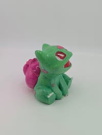Image 3 of Valentine's Day Bulbasaur FanArt Handpainted Model