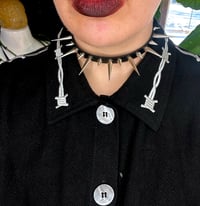 Image 2 of Minimal Alternating Spike Choker 