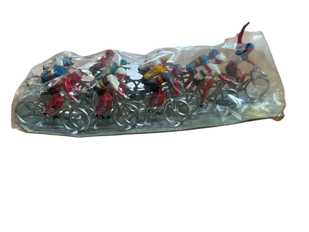 Very rare peloton of Tour de France national teams in original Salza packaging.