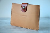 Image 1 of Card holder in naturel and bordeaux