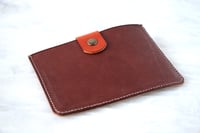 Image 4 of Card holder in naturel and bordeaux